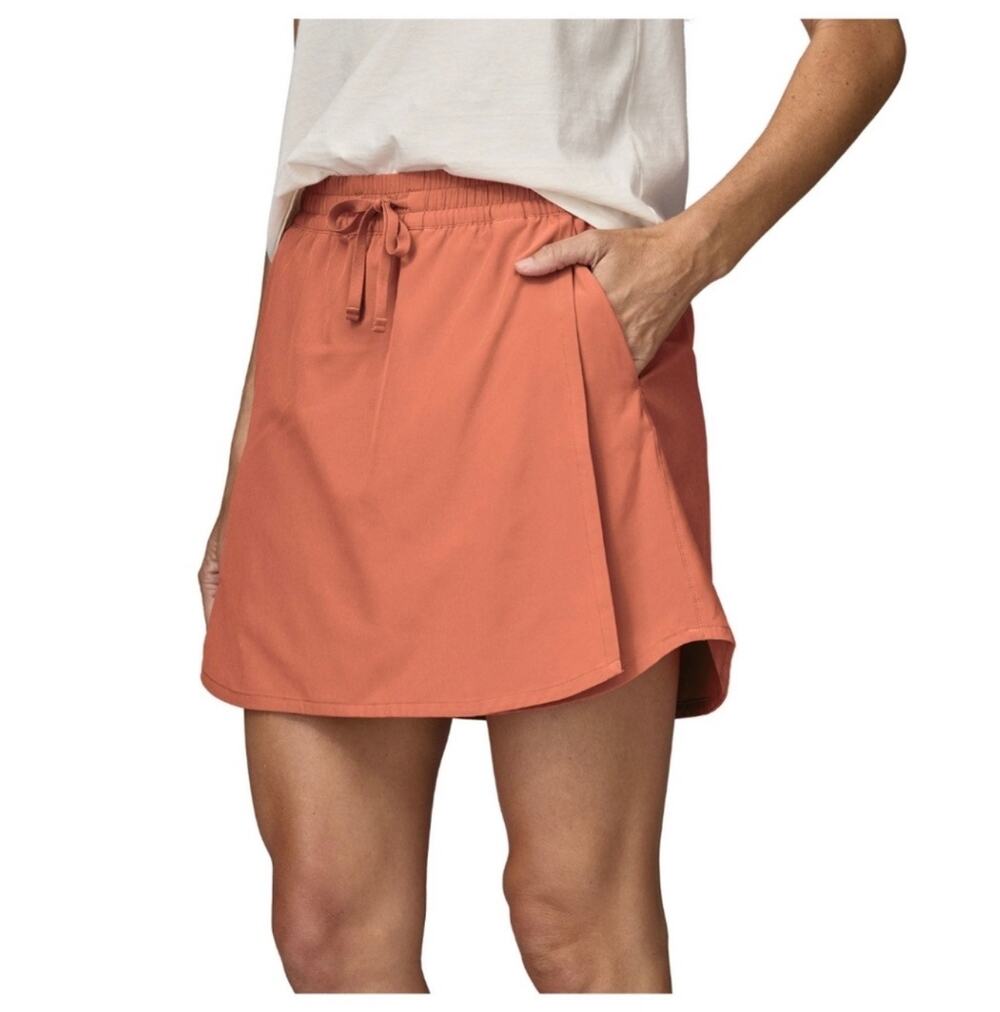 Patagonia Fleetwith Skort Women Medium Orange Sienna Clay Athletic Camp Gorpcore